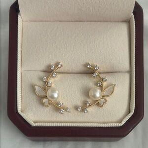 Gold Pearl Leaf Earrings